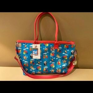 NWT Harvey’s Up Medium Streamline Tote